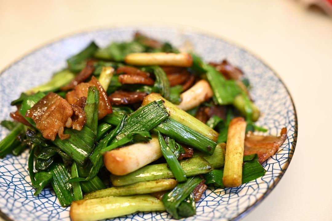 habbysdll做的五花肉炒大蒜