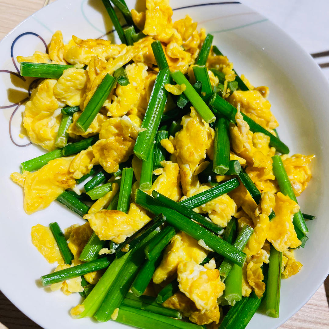 韭菜炒鸡蛋——三分钟快手下饭菜 掌握火候的秘诀