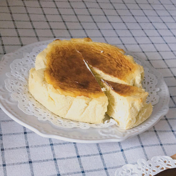 巴斯克·伯爵红茶芝士蛋糕