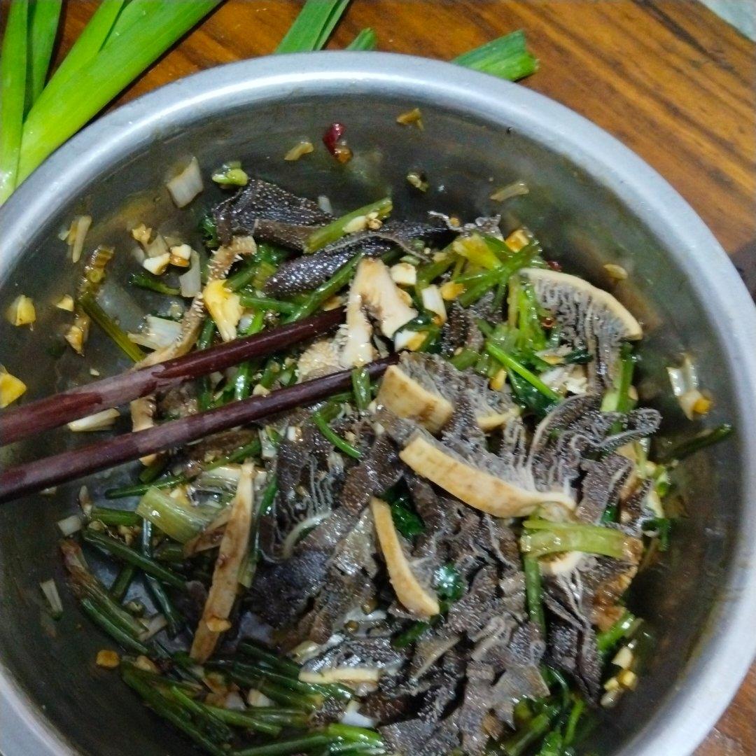 凉拌牛百叶 炝毛肚