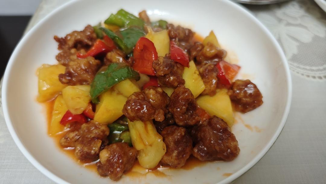秘制菠萝咕噜肉（绝对好吃）