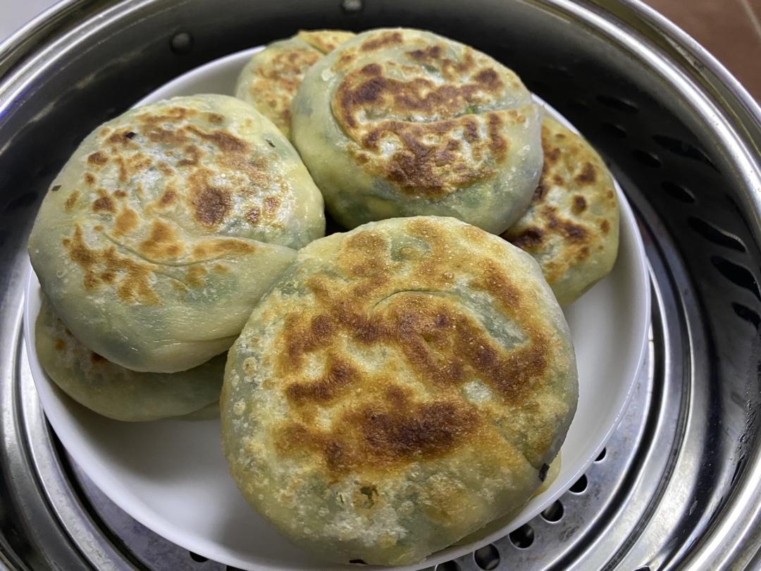 皮薄馅大～韭菜鸡蛋饼