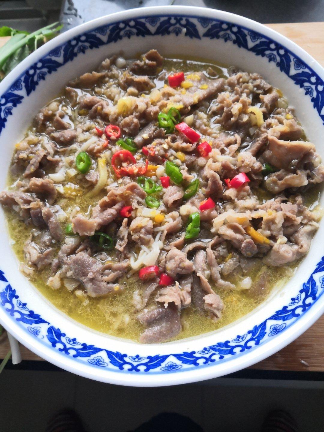 酸汤肥牛