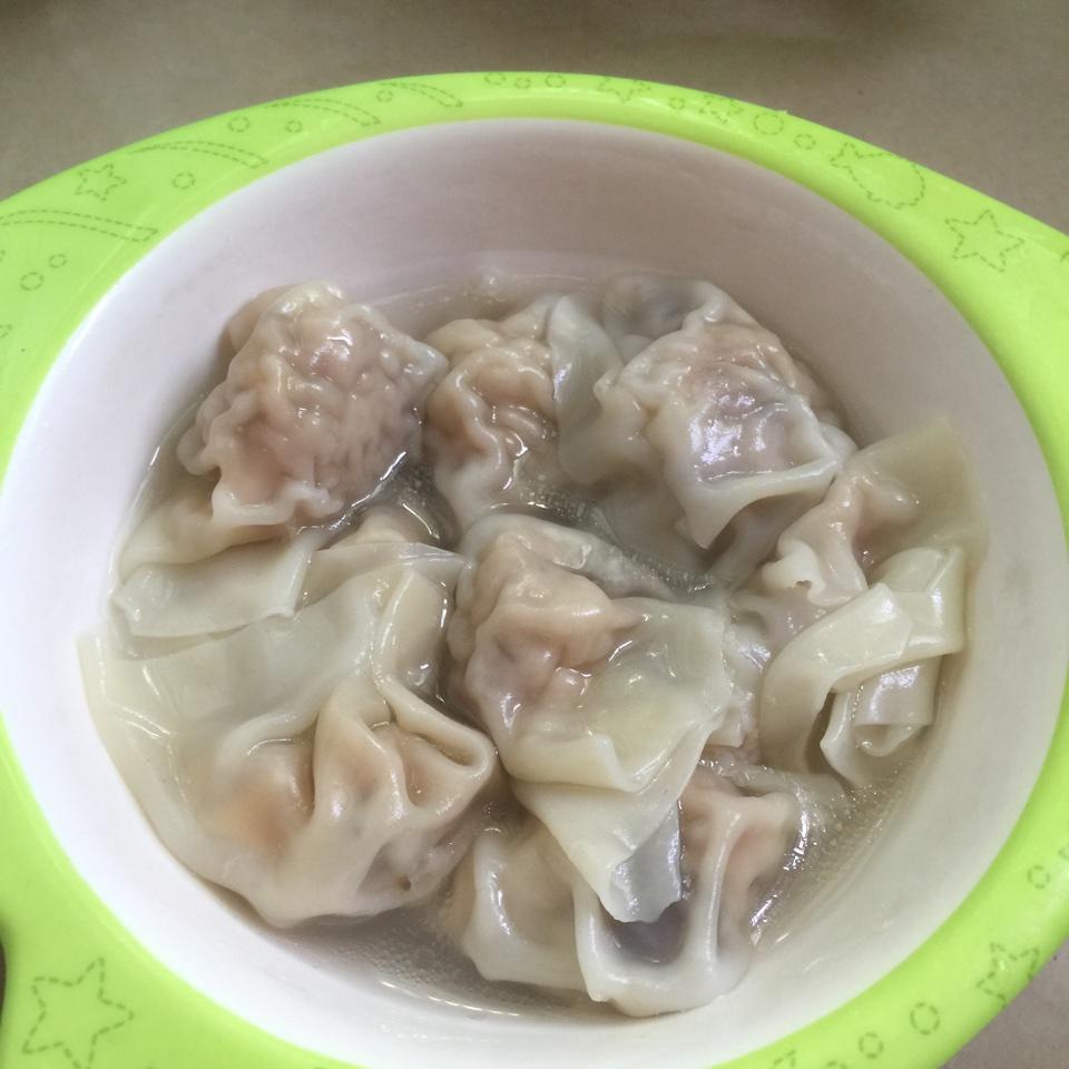 维维妈妈做的猪肉香菇小馄饨