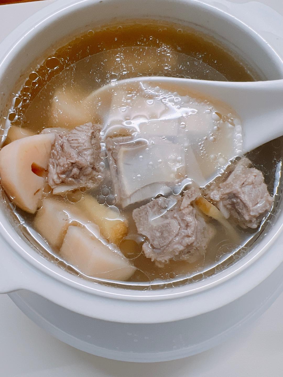 秋季来碗莲藕排骨汤的做法 步骤6