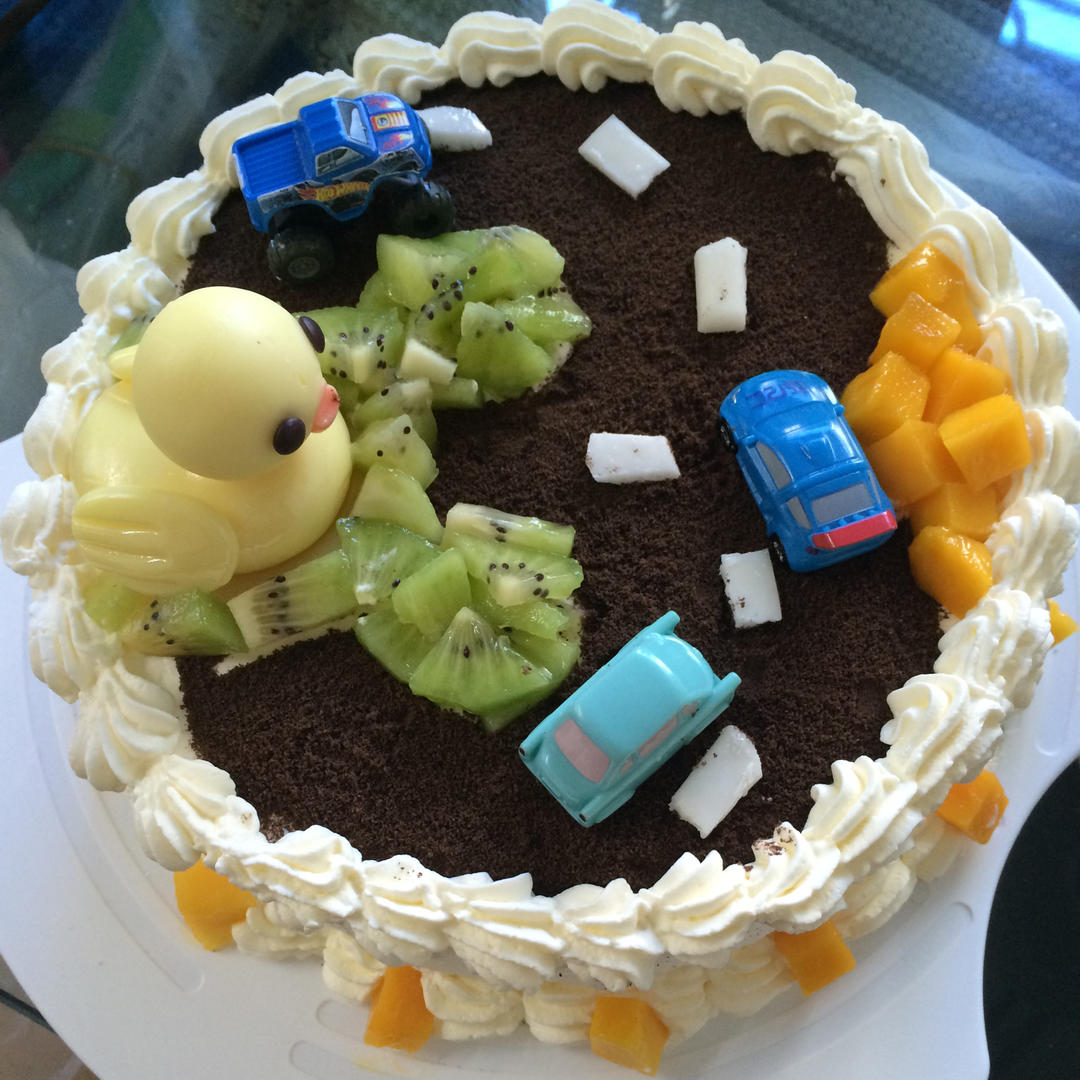 3岁创意数字生日蛋糕