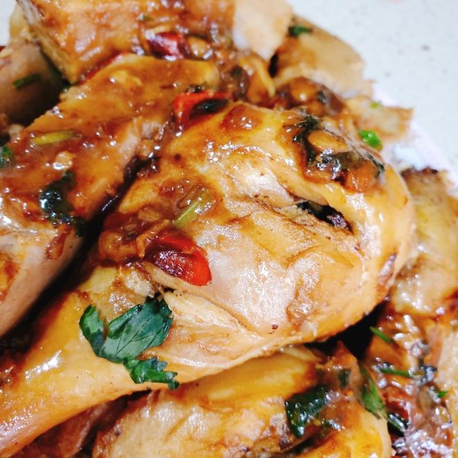 绵绵香芋炖煮鸡腿🍗的做法