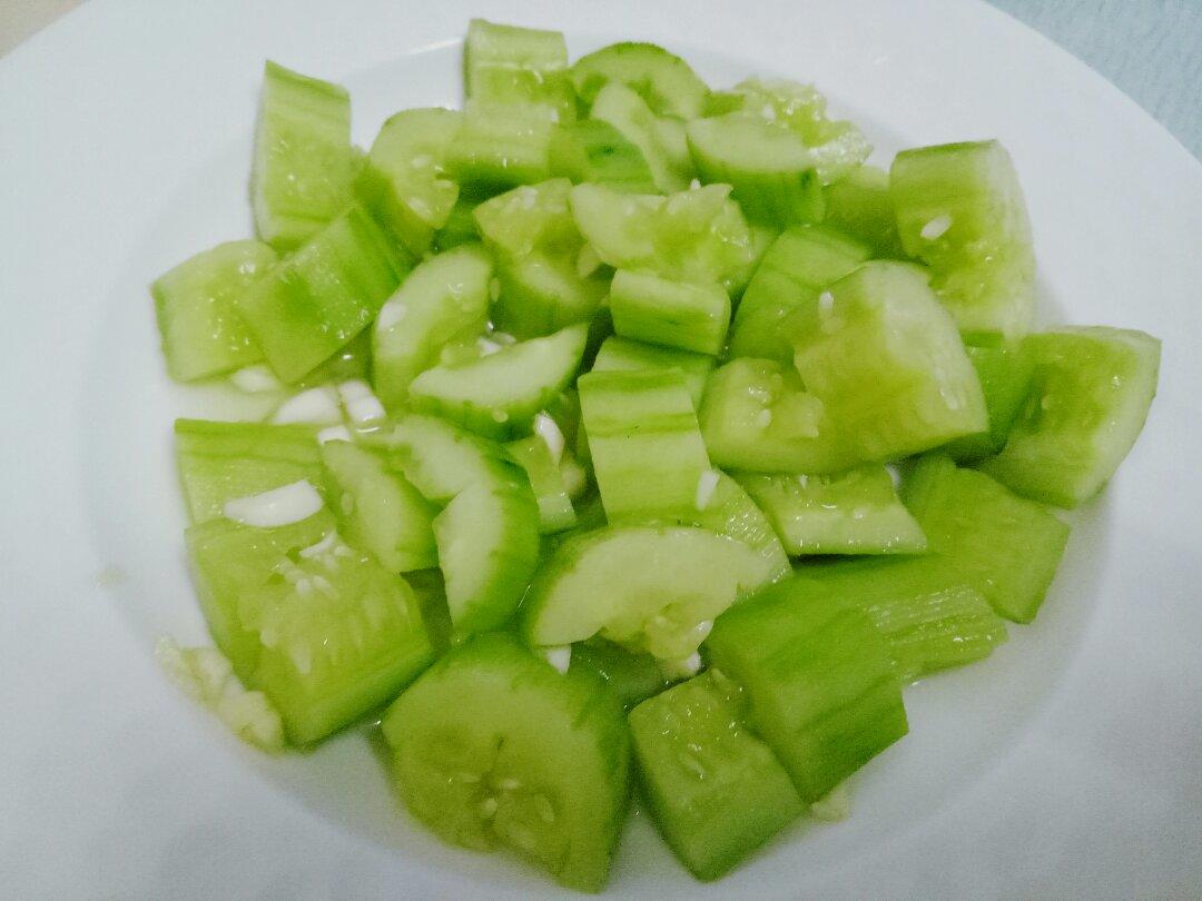 蒜泥黄瓜