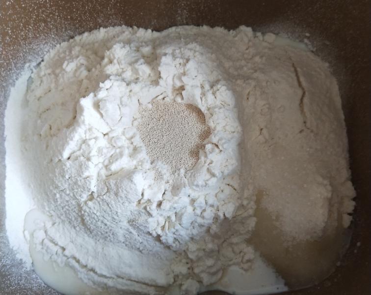 纯奶手撕吐司的做法 步骤1