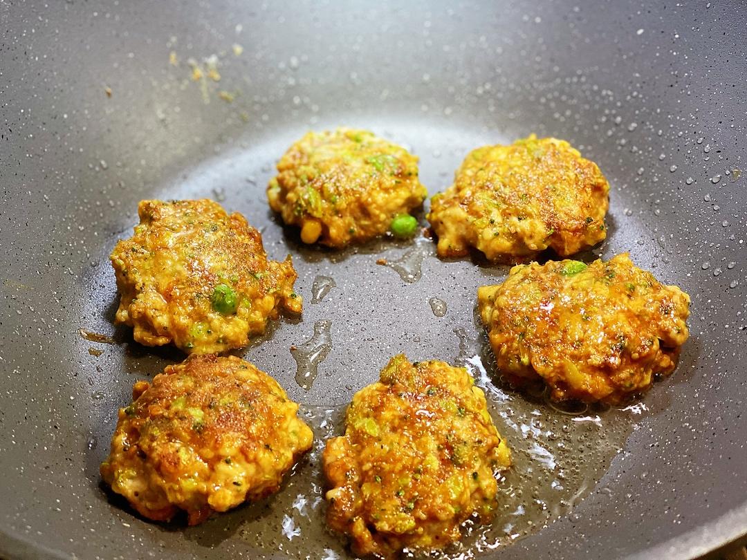 高蛋白减肥鸡肉饼