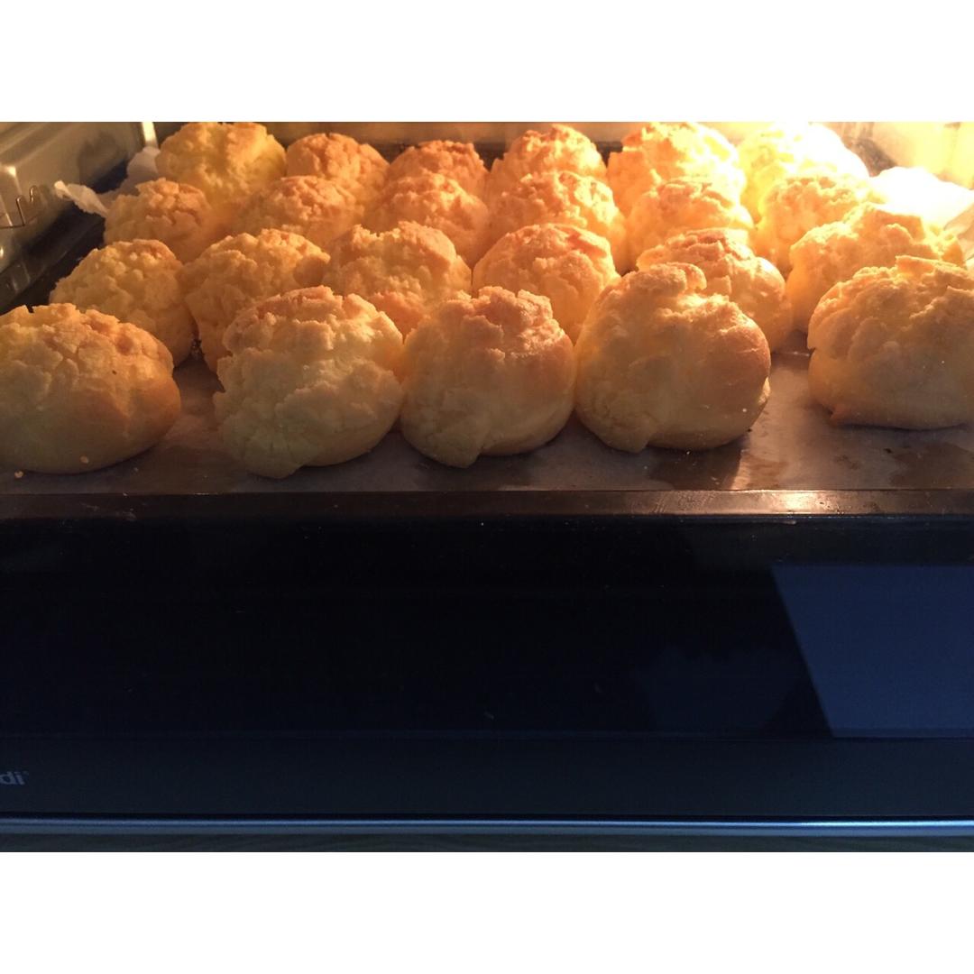 十分美味的酥皮泡芙