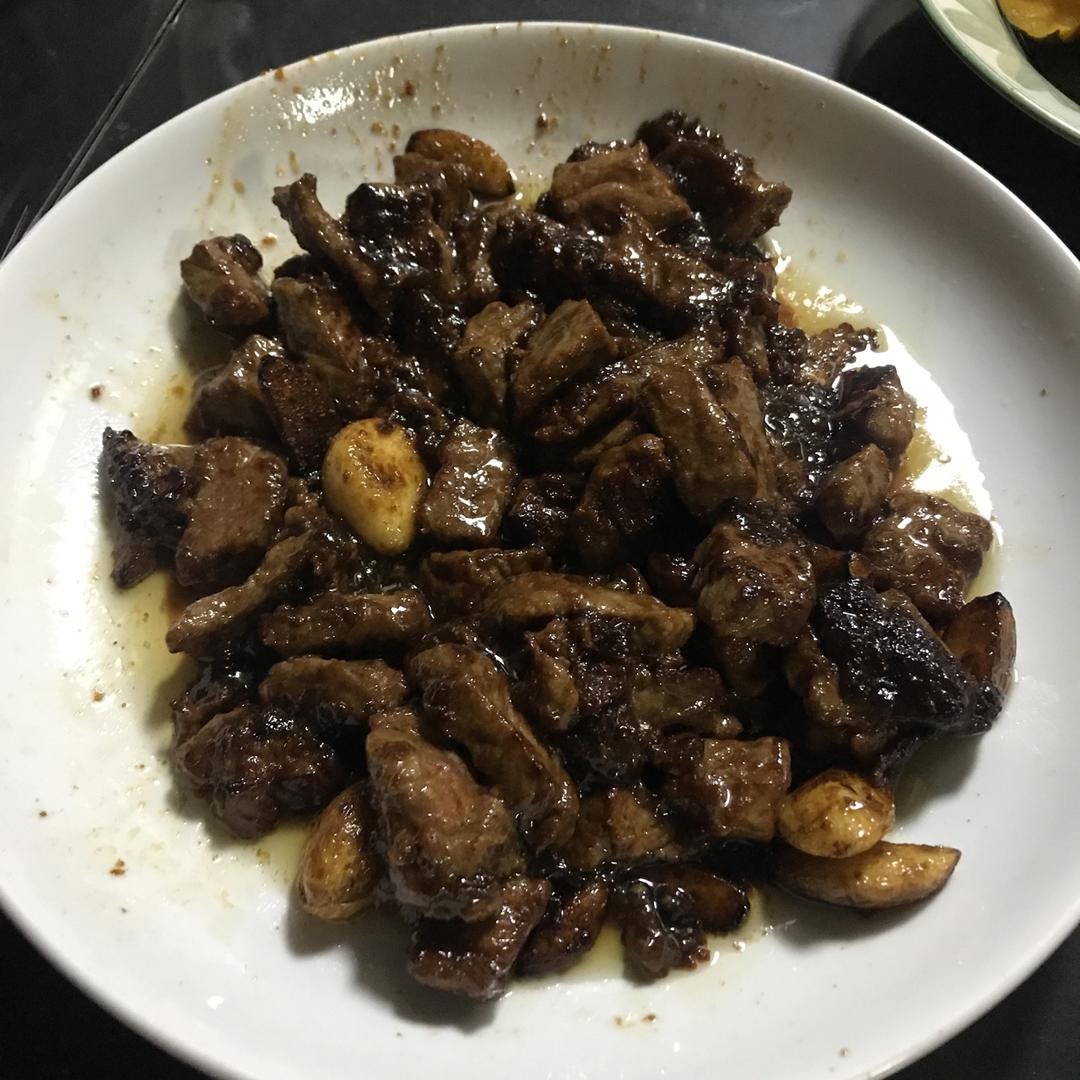 黑蒜子牛肉粒—华美新年味