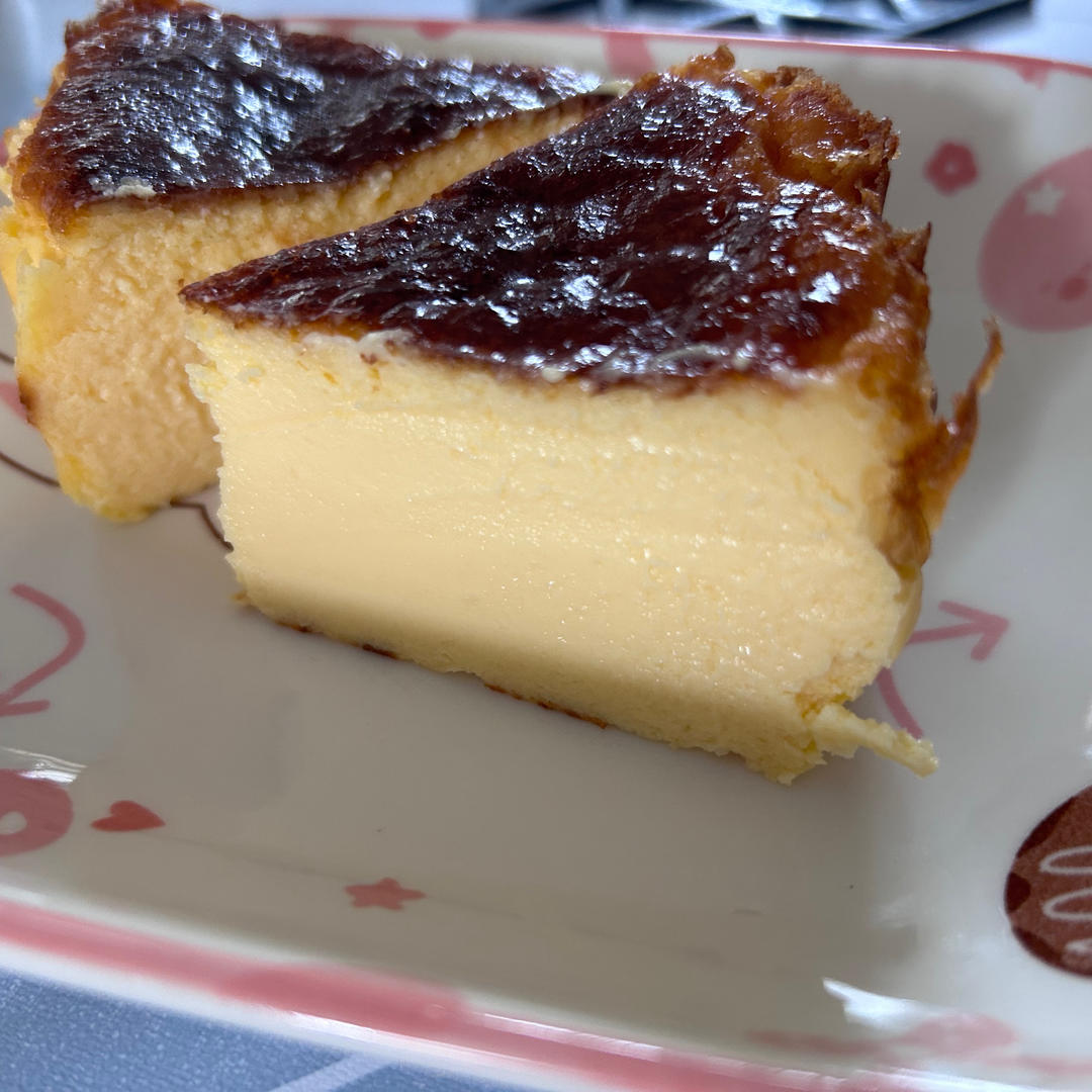 小山进公开食谱-使用大量牛奶，无淡奶油的巴斯克乳酪蛋糕
