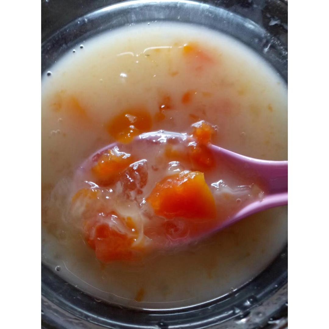 椰汁桃胶银耳糖水