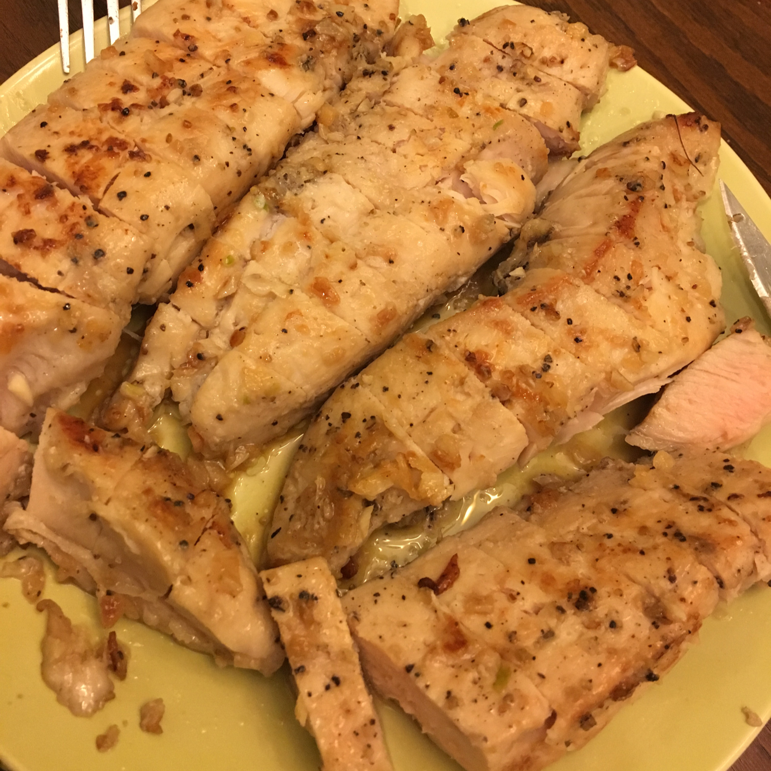 酷炫屌炸天好吃的煎鸡胸肉（香蒜蜂蜜煎鸡胸肉）