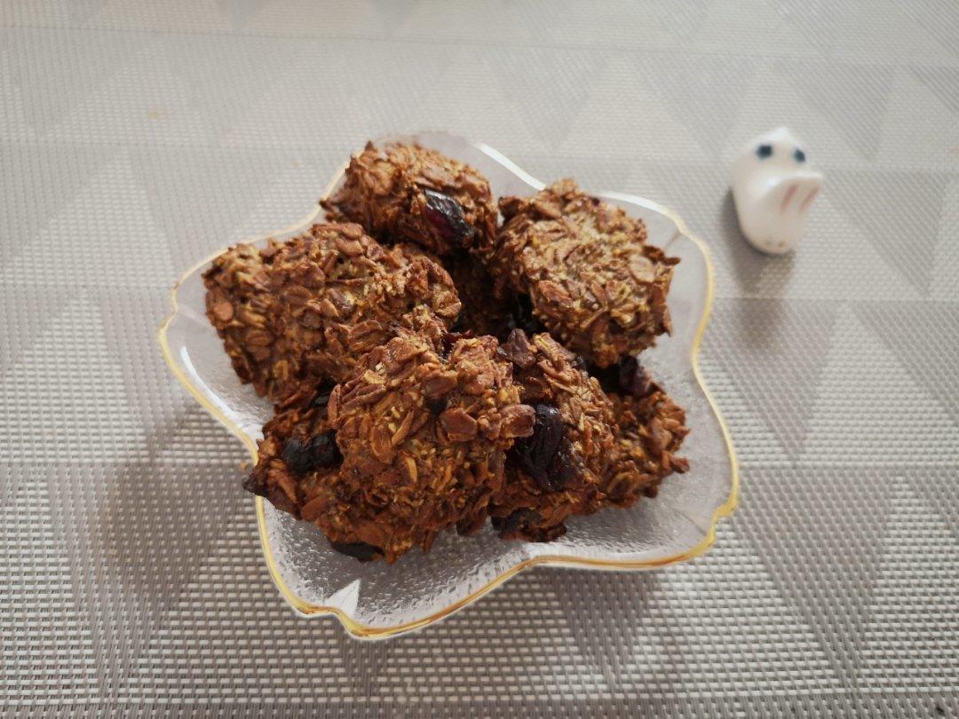 不添加糖油的香蕉核桃格兰诺拉麦片granola