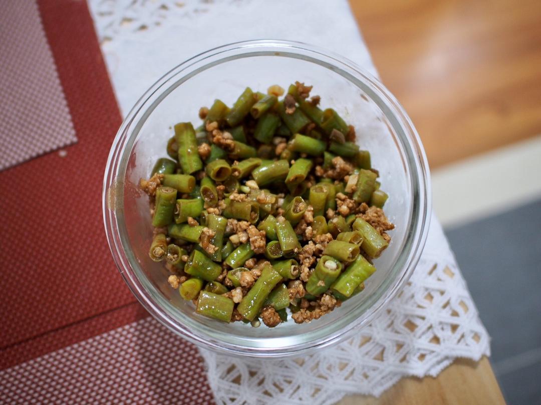 肉沫豆角下饭菜
