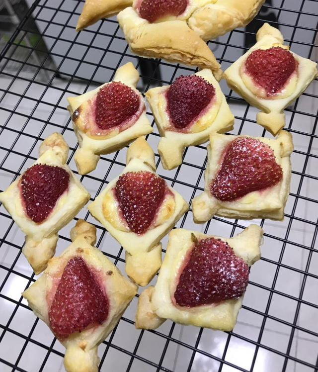 朗月无声做的puff pastry 3 ways 水果千层酥点心