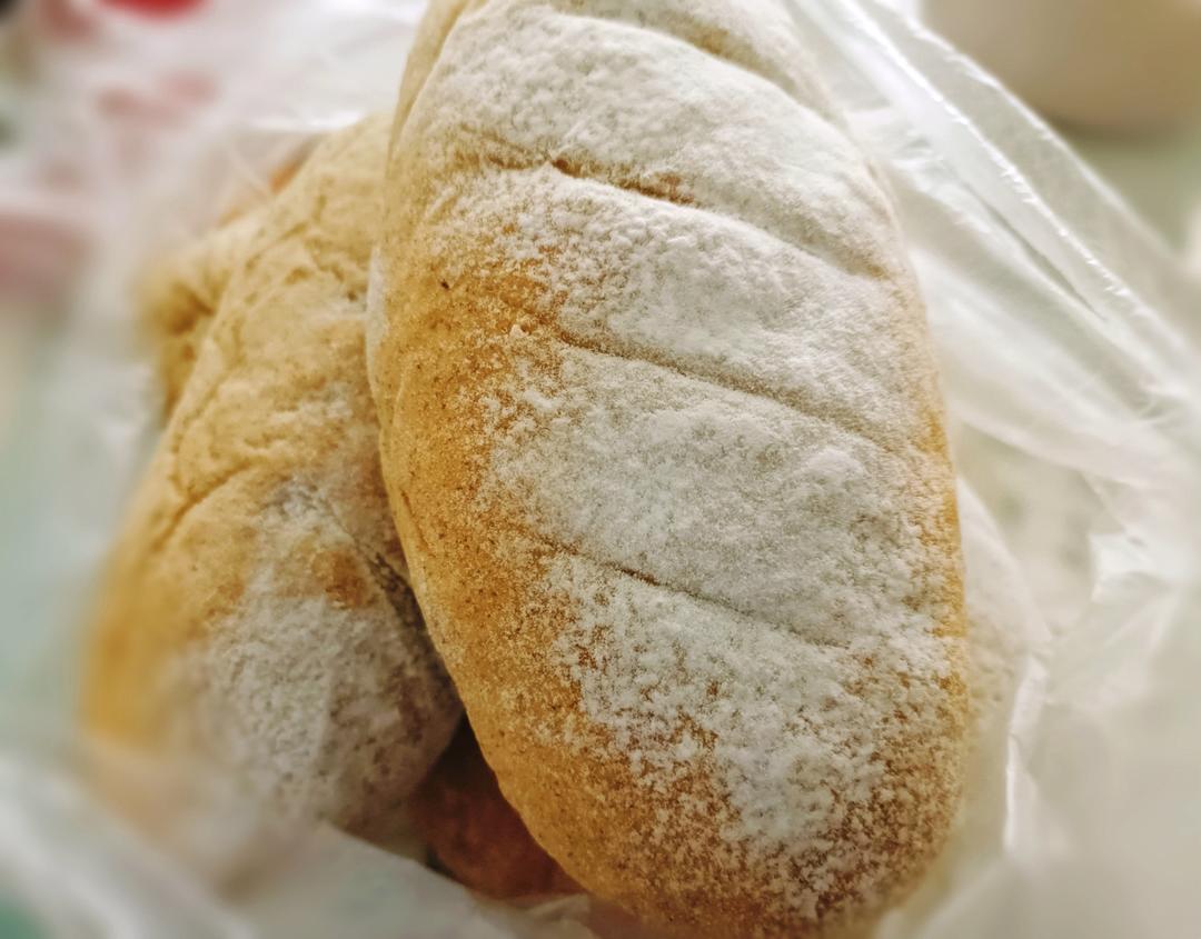 全麦红糖桂圆软欧包