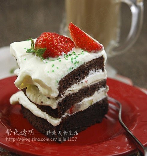 草莓巧克力雪景蛋糕的做法