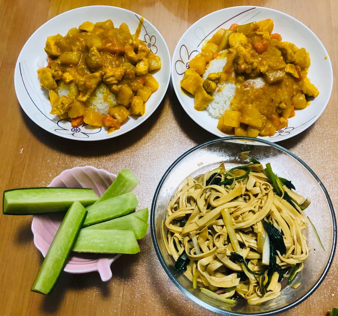 咖喱鸡肉饭