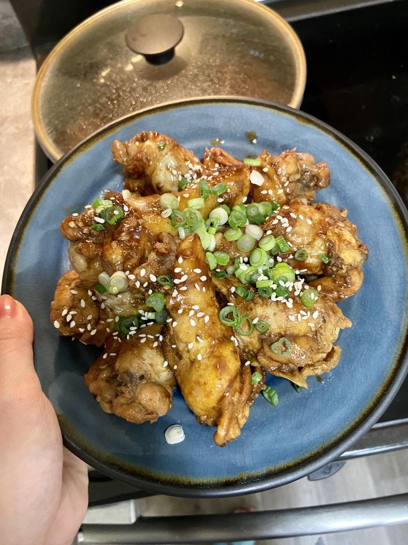 外婆教我的红烧鸡翅·连汤汁都狠好吃！！！