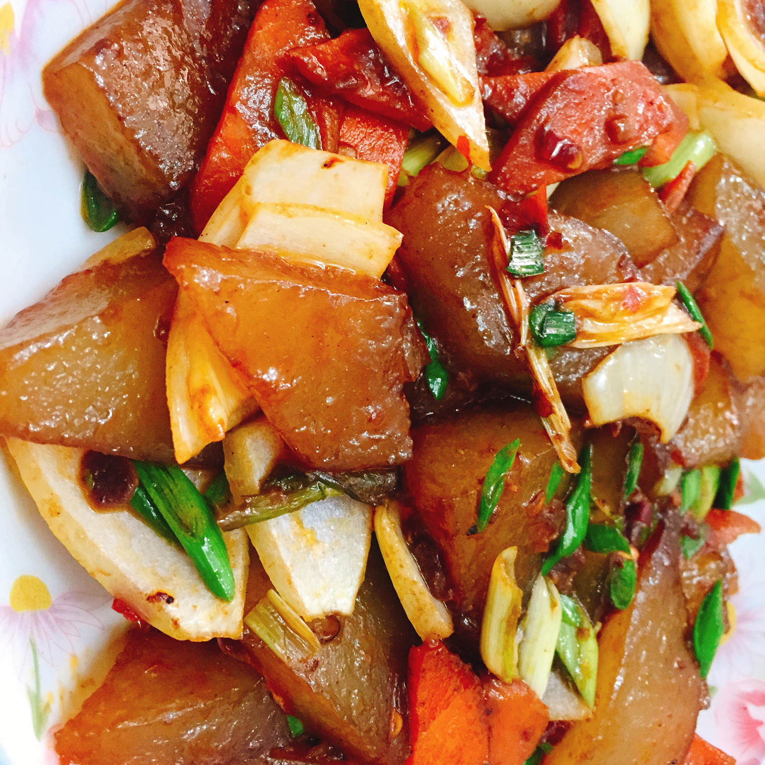 夏日提拉米苏做的油煎焖子