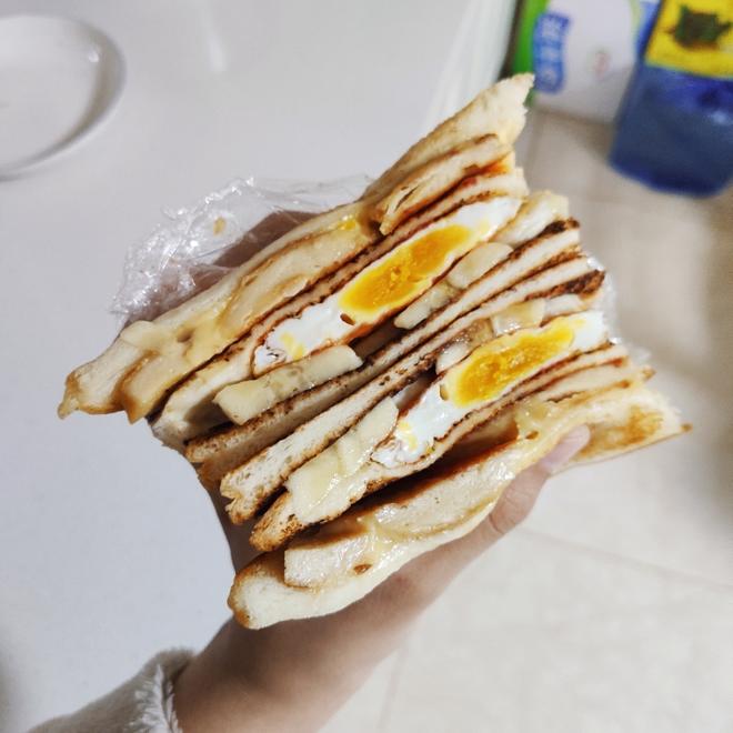 （芝士片）上班族早餐必备之三明治🥪的做法