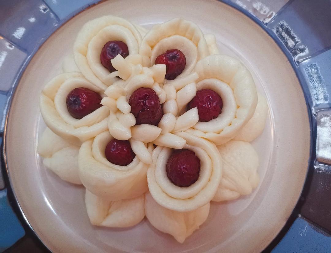 大苹果猫做的花样面食红枣馒头枣花馍