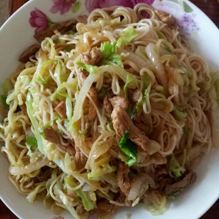 肉丝炒面