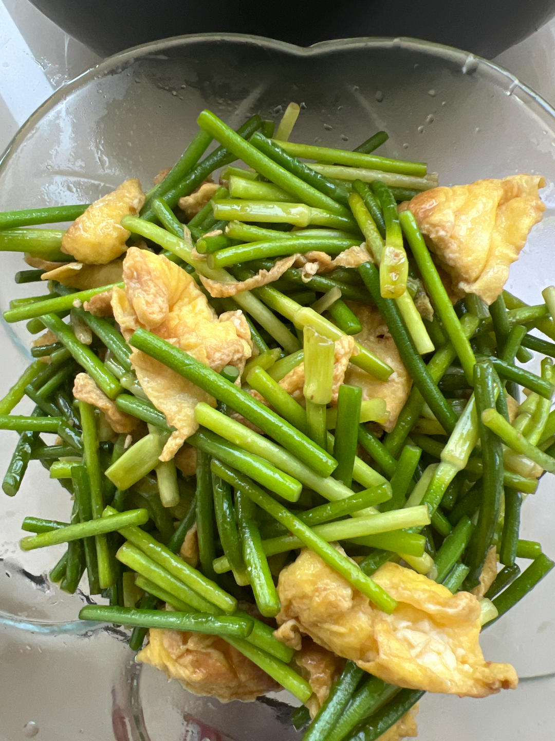 鸡蛋炒蒜苗
