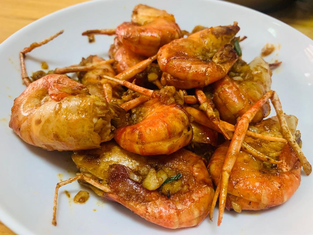 油闷蒜蓉大头虾的做法