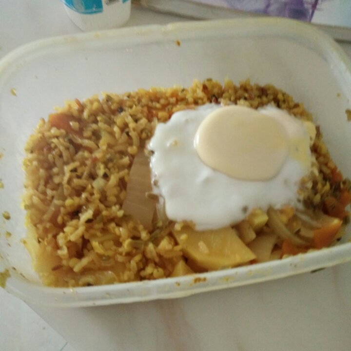 微波炉蔬菜煎蛋饭