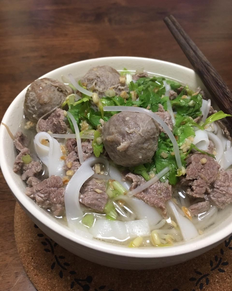 潮汕正宗牛肉粿条