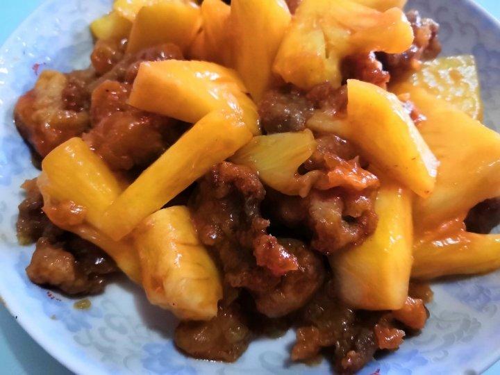 菠萝咕噜肉
