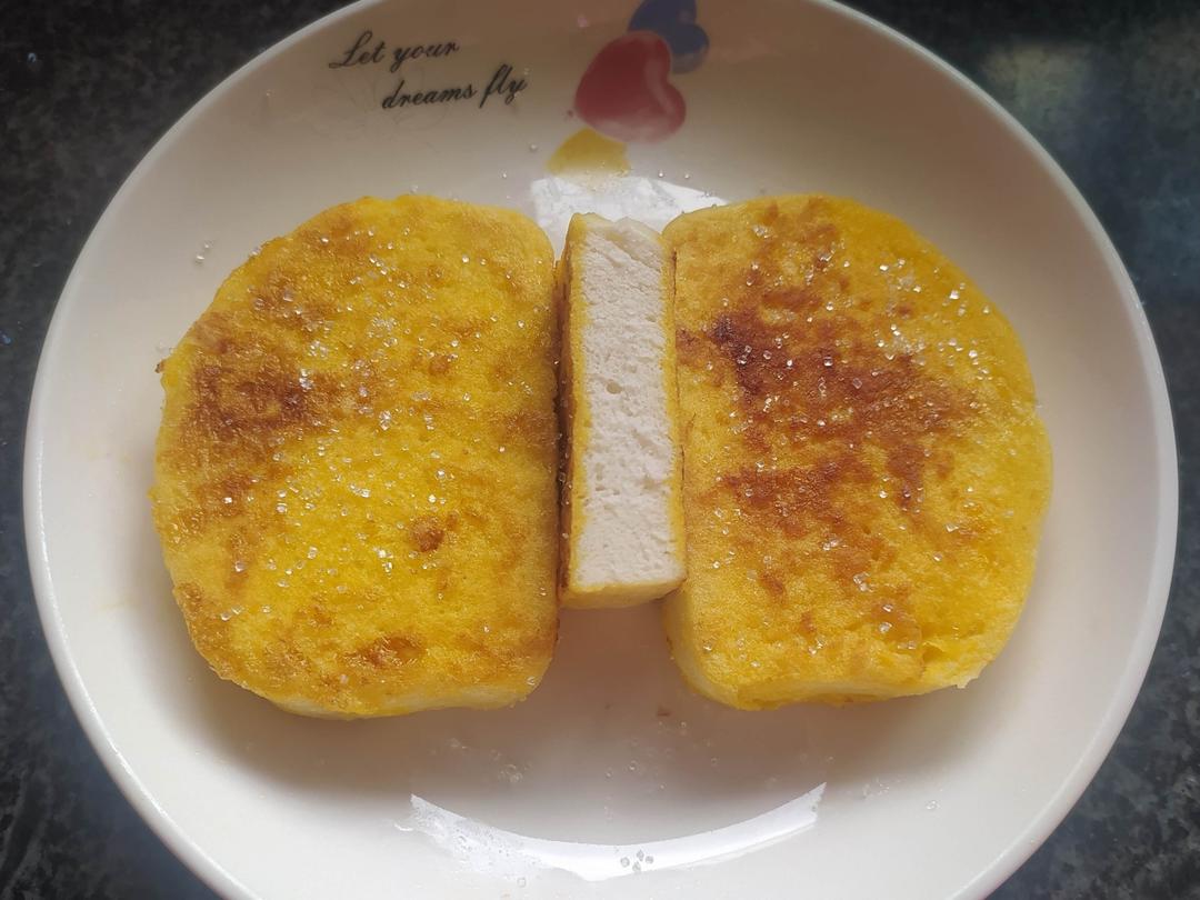 [快手早餐]不一样的蛋煎馒头片(甜口 电饼铛版)