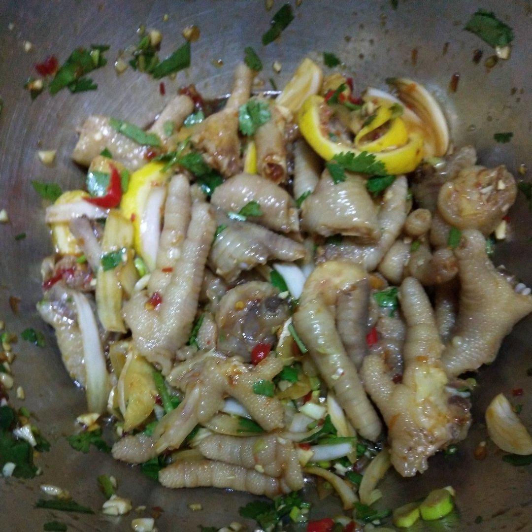 【柠檬酸辣鸡爪】自制超级无敌美味的网红鸡爪