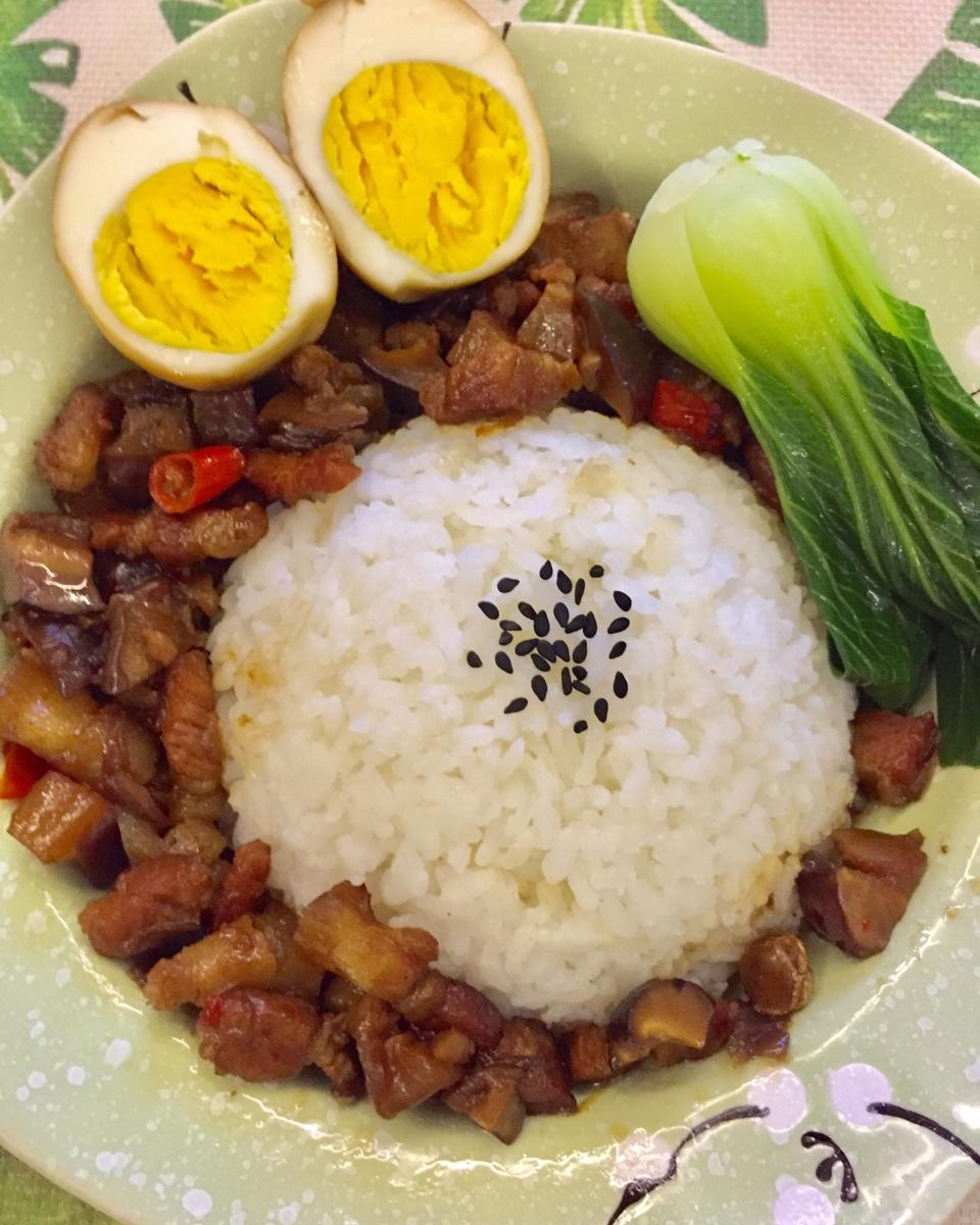 好吃到停不下来的卤肉饭