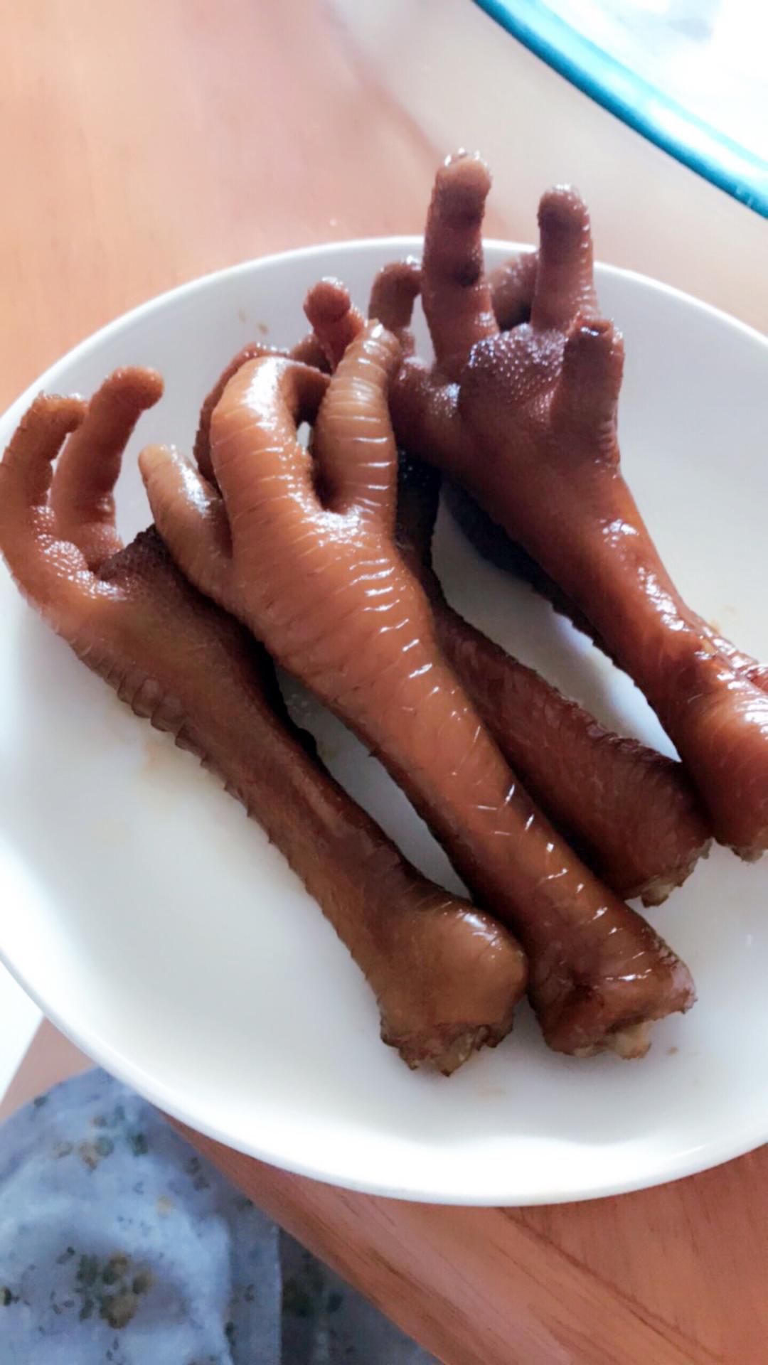 家常卤水鸡脚的做法