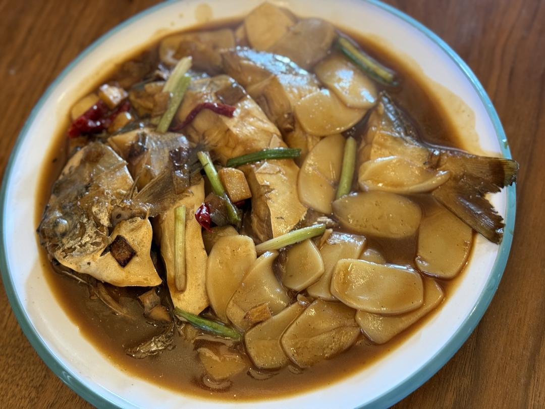 老方复刻菜-家烧鲳鱼年糕