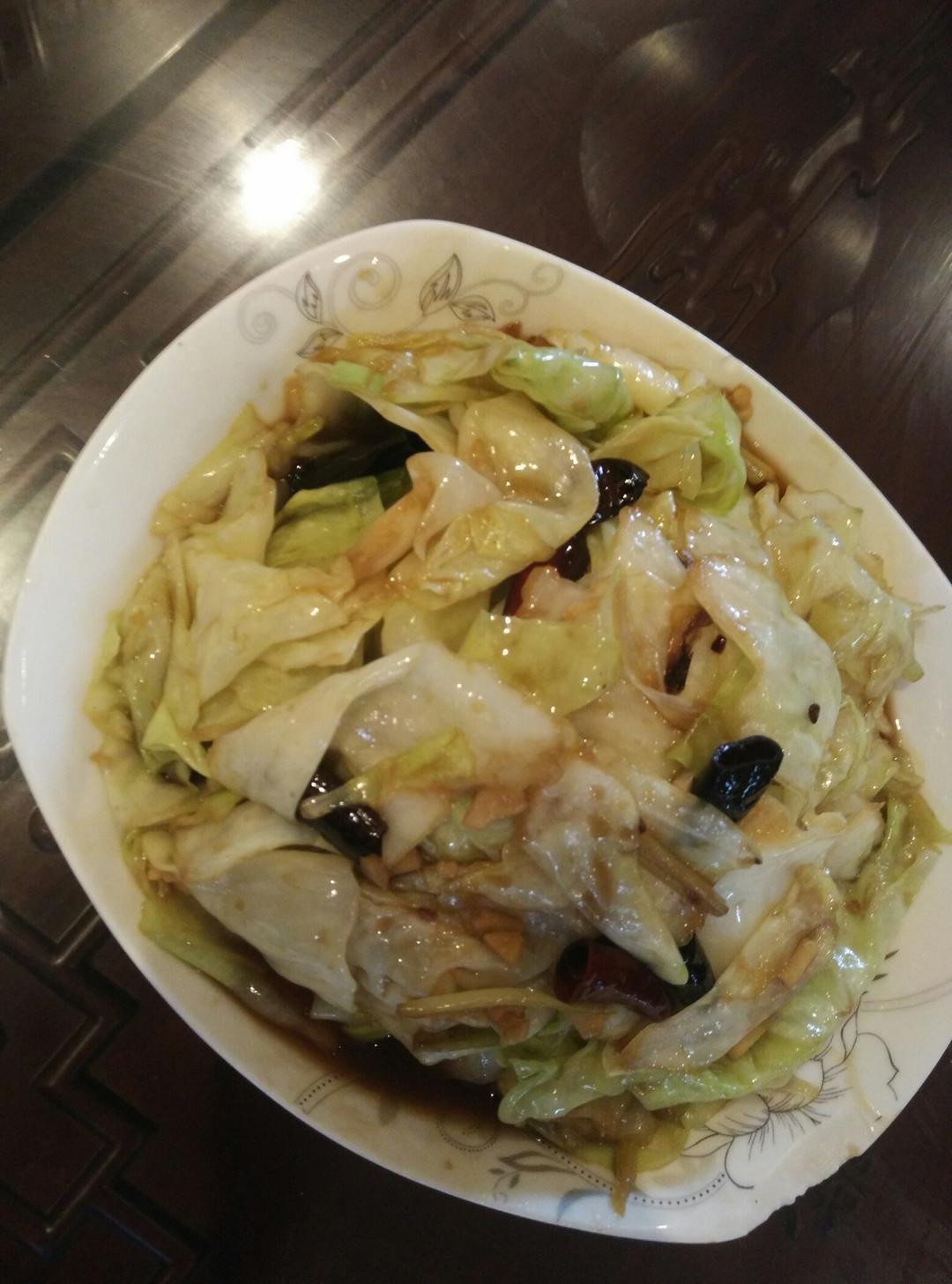 阿婆手撕包菜