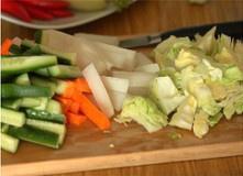 解油腻泡菜的做法 步骤3