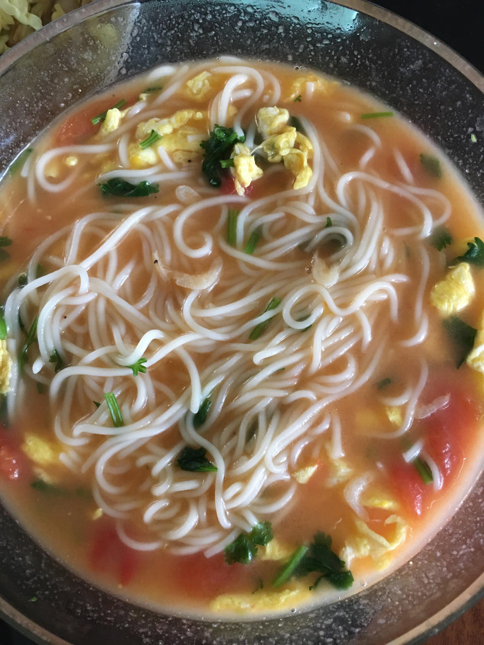 番茄鸡蛋浓汤面
