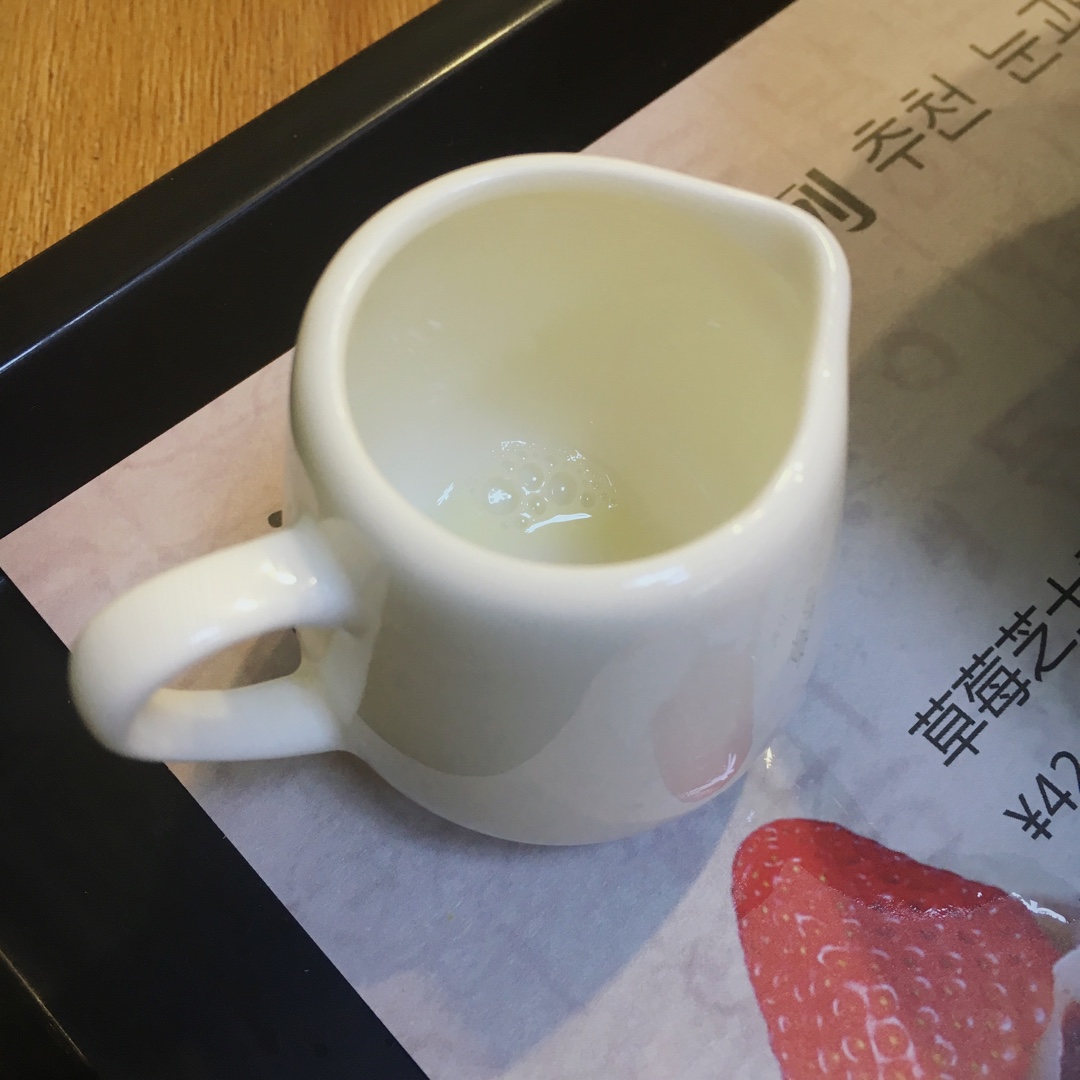 外食也要拍拍拍ヾ(✿ﾟ▽ﾟ)ノ