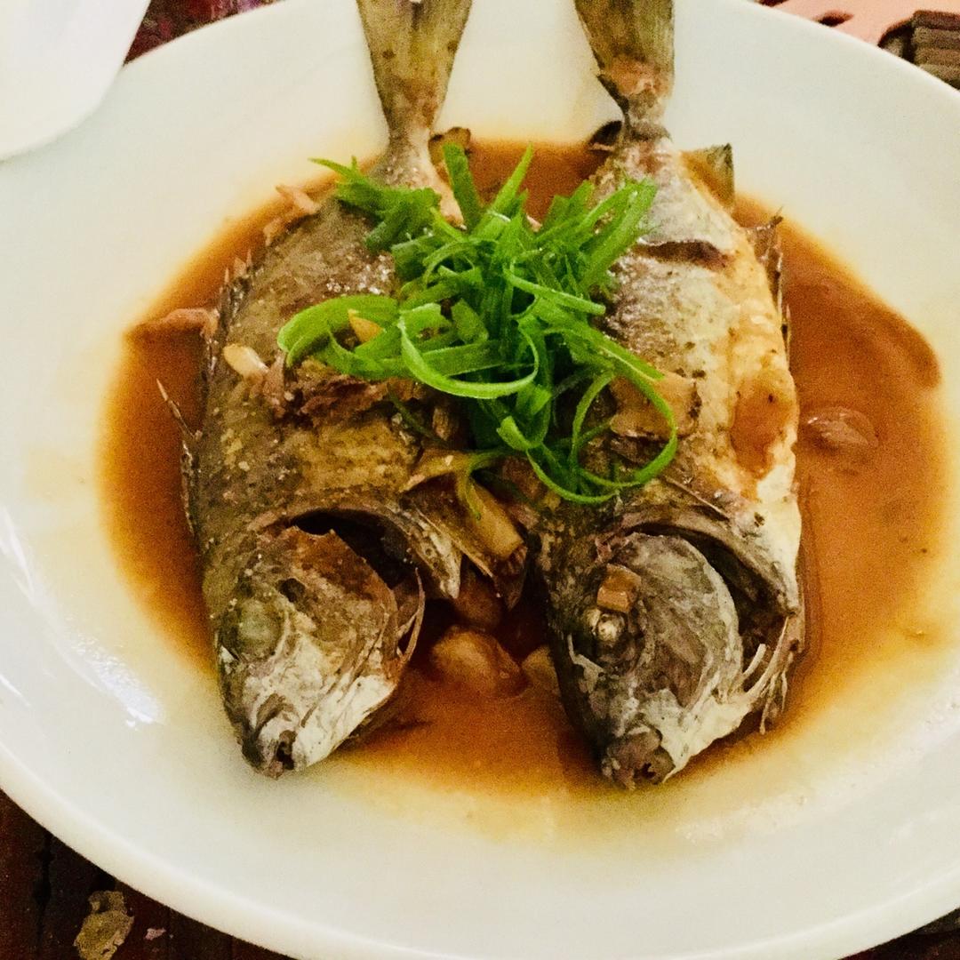 图解“煎鱼~入味又不破皮”的简单方法