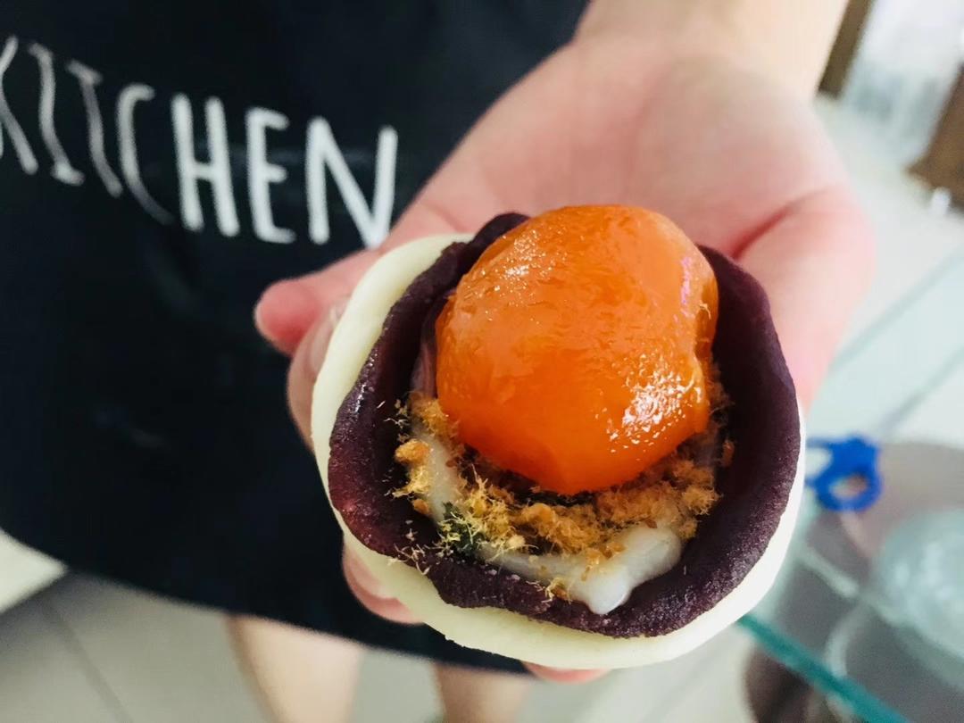 啊～五环蛋黄酥