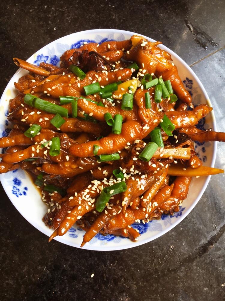 香辣烧鸡爪