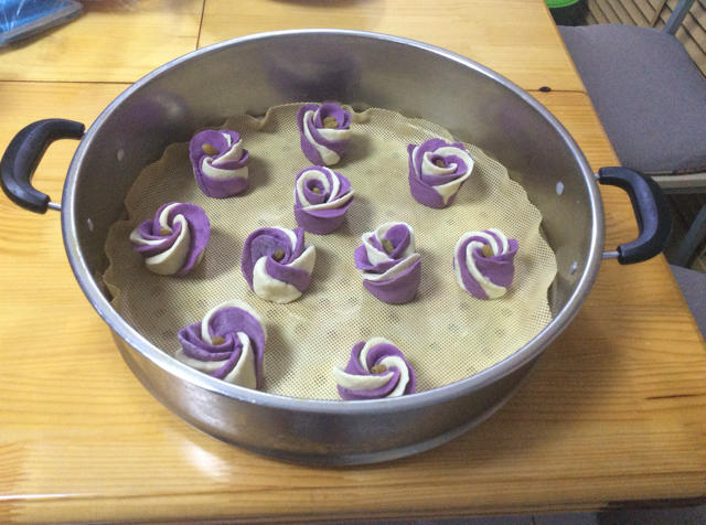 紫薯玫瑰花馒头