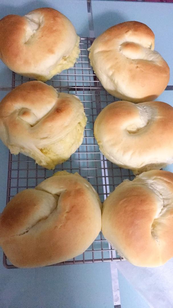 榴莲面包（这么做 每一口都有榴莲肉😂😂）