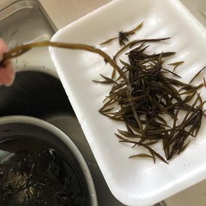 凉拌羊栖菜 海菜芽的做法 步骤3